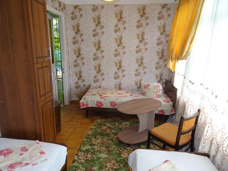 Guest House U Antoniny Gagra Eksteriør billede